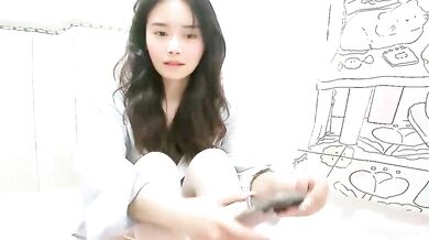 Angel A0 strips and teases for your viewing pleasure on Stripchat