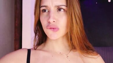 Yourdream_6's petite frame gets a deepthroat blowjob & foot fetish instruction in public