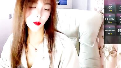Angelic-Baby's petite body gets a wild ride with Deluxe Cam2Cam and heels on!