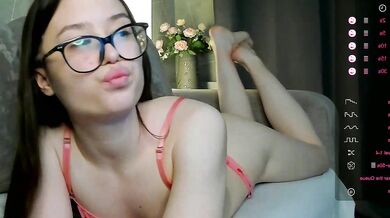 Jessica_Soon strips & teases in heels before deepthroating & fucking for a price