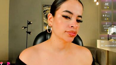 Watch KateSunder's steamy striptease with big tits and deepthroating action - Interactive toys & deepthroating galore!