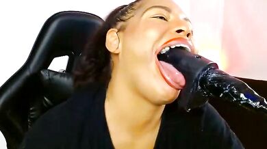 Anabel693's Big Tits Anal Squirt-Latin Lovense Session