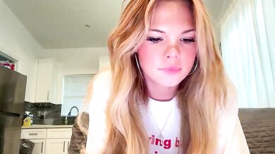 RealJadebri dominates in seductive poses with Graceful curves & fiery passion