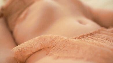 Watch Bibi_it_is seduce and please a horny dude with her stunning body in this steamy solo scene