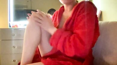 ScarlettBreeze's Elegant Curves Get a Wild Ride in Voluptuous Body