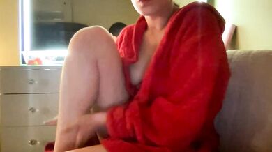 ScarlettBreeze's Elegant Curves Get a Wild Ride in Voluptuous Body