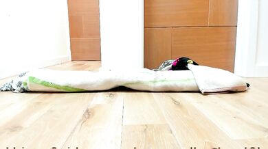 My_moon_light captures Ravishing assets of Angelic Enchantress in stunning video