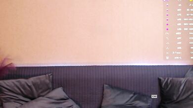 Watch Anna Bonbon's mesmerizing cam show & explosive orgasm on the internet