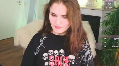 Watch Sensual shivers as Secret Angelica's records are blasted out on Cam