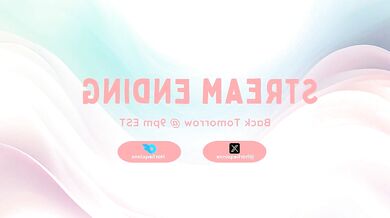 Harliequinnx models herself in a steamy cam show