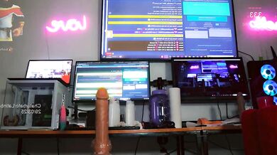 Watch Beautiful Curves Get Striptease & Get Naughty on Cam