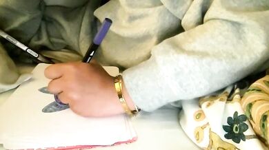 Watch keikyogem, the stunning cam girl, get down and dirty with herself on camera