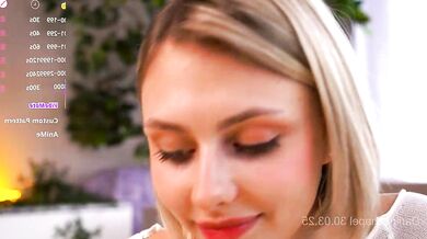 Darlinechapel's steamy broadcast - the goddess with multiple skills