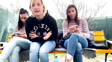 Sexy07sexy flaunts her curves and enlivens the room with her sexy melons