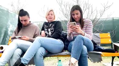 Sexy07sexy flaunts her curves and enlivens the room with her sexy melons