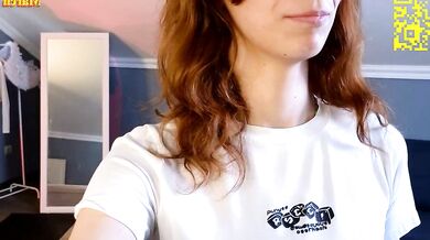 Maria Rogers's hot rear is teased and tantalized in this steamy video