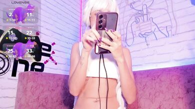 min_minjil - Porn Video [Cam4]: gorgeous décolletage, popular internet personality, gorgeous form