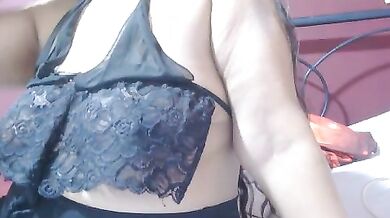 hindoe - Porn Video [Cam4]: ravishing bosom, energetic streamer, alluring physique