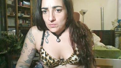 maite4ever - Porn Video [Cam4]: web model, luscious backside, wants to have an orgasm
