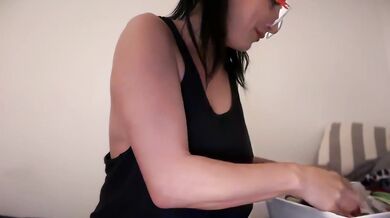 Miayemi - Porn Video [Cam4]: ravishing breasts, gorgeous mounds, charming broadcaster