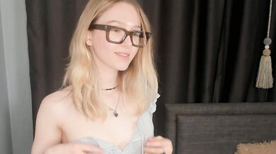 EthalGodsil - Porn Video [Cam4]: lovely physique, beautiful breasts, real