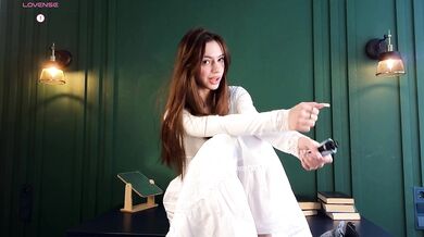 LynnHelme - Porn Video [Cam4]: smoldering anticipation, beauty, xxxvideo