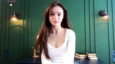 LynnHelme - Porn Video [Cam4]: smoldering anticipation, beauty, xxxvideo