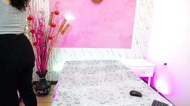 Tiare_cohelo - Porn Video [Cam4]: alluring contours, popular internet personality, mesmerizing derriere