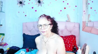 agatha_ross26 - Porn Video [Cam4]: sexy sister, lips, engaging entertainer