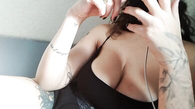 ladyliz0 - Porn Video [Cam4]: elegant melons, beautiful porn slut, ferocious shivers