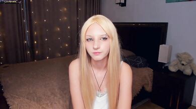 LoisBlink - Porn Video [Cam4]: naked beauty, irresistible appeal, sensuous porn slut