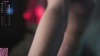 MaeGentile - Porn Video [Cam4]: beautifunakedl décolletage, alluring belle, throbbing longing