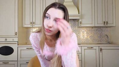 LucettaHargus - Porn Video [Cam4]: captivating beauty, erotic vibe replay, intense desire