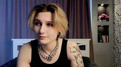 LynetBestwick - Porn Video [Cam4]: searing moans, enthusiastic whores, online footage