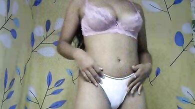 kelicia - Porn Video [Cam4]: seductive glutes, popular internet personality, perfectly formed bust