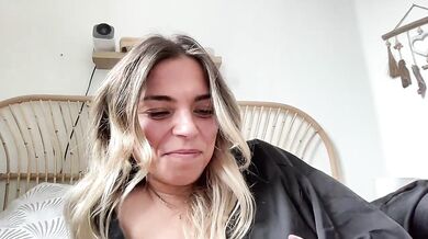 Lillymoon18 - Porn Video [Cam4]: engaging streamer, lovely booty, radiant glutes
