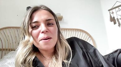 Lillymoon18 - Porn Video [Cam4]: engaging streamer, lovely booty, radiant glutes