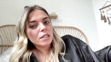 Lillymoon18 - Porn Video [Cam4]: engaging streamer, lovely booty, radiant glutes