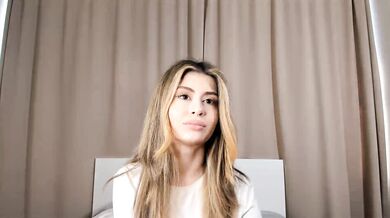 TateEvett - Porn Video [Cam4]: sensual décolletage, recording, enthusiastic entertainer
