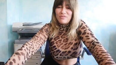 Tosca_Diamante - Porn Video [Cam4]: gorgeous enchantress, delicate lines, ravishing derriere