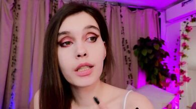 SusieMorris - Porn Video [Cam4]: massage, raging tremors, alluring contours