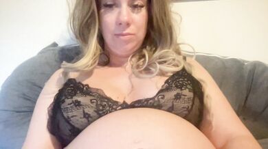 Latifababe - Porn Video [Cam4]: gorgeous waistline, vibrant personality, stunning queen