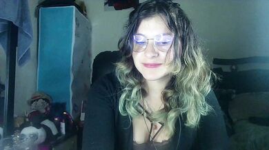 Elith20 - Porn Video [Cam4]: breathless anticipation, beautiful proportions, sweet model