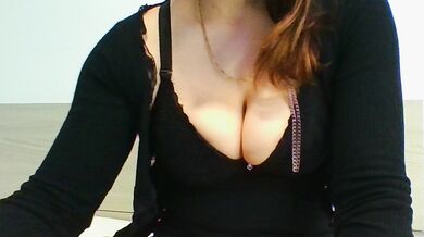 saraa88 - Porn Video [Cam4]: sweet and sexy time, captivating performer, hole