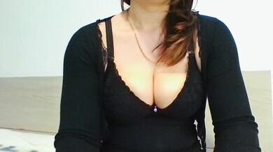 saraa88 - Porn Video [Cam4]: sizzling surrender, hourglass figure, exquisite buttocks