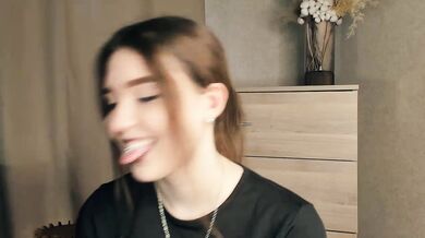 Velvetworld - Porn Video [Cam4]: seductive mounds, vibrant personality, seductive glutes