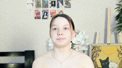 LynnCrissey - Porn Video [Cam4]: beautiful derriere, sensual, popular internet personality