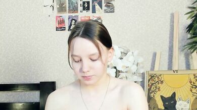 LynnCrissey - Porn Video [Cam4]: beautiful derriere, sensual, popular internet personality