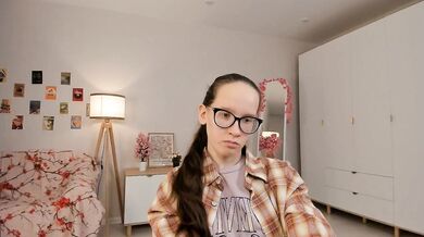 LeilaDurow - Porn Video [Cam4]: breathless ecstasy, naked bust, chill 10 min chat