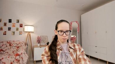 LeilaDurow - Porn Video [Cam4]: breathless ecstasy, naked bust, chill 10 min chat